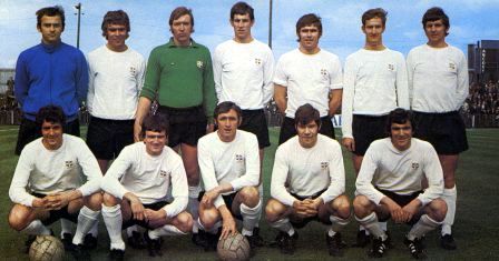 A Luton 1970–1971-es csapata, az álló sorban balról a harmadik Tony Read