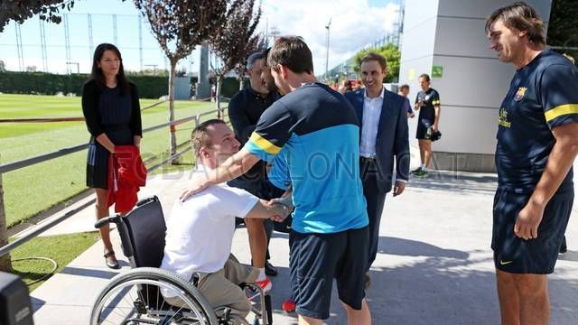 Messi is kissé megilletődöttnek tűnik (Fotók: fcbarcelona.com)