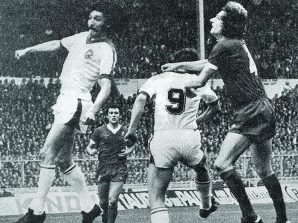 Legnagyobb klubsikerét a belga FC Bruges-zsel érte el: 1978-ban a Wembley-ben a Liverpool elleni BEK-döntőben