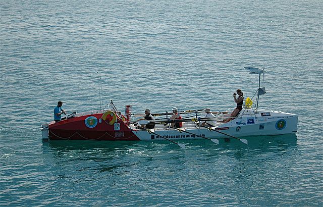 A Sara G felülnézetből még a borulás előtt (Fotó: worldoceanrowing.com)