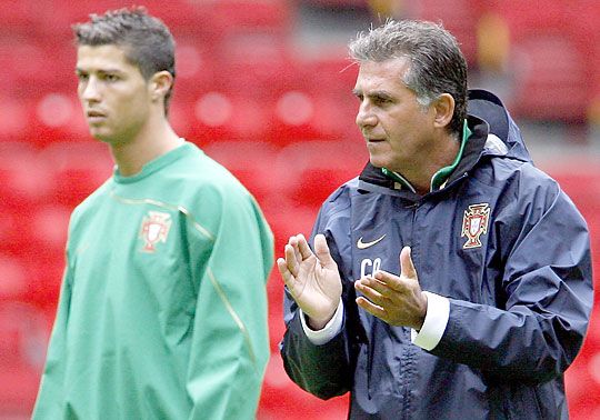 Queiroz (jobbra) nem vette jó néven, hogy Ronaldót fenyegették a dánok (Fotó: Reuters)