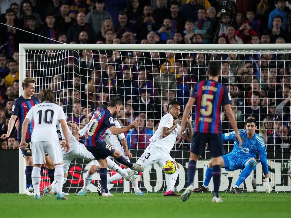 A Barcelona egyenlítő gólja... (Fotó: Getty Images)