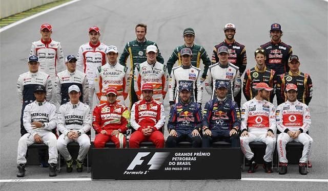 Kimi Räikkönen nélkül azért nem teljes az idei csoportkép