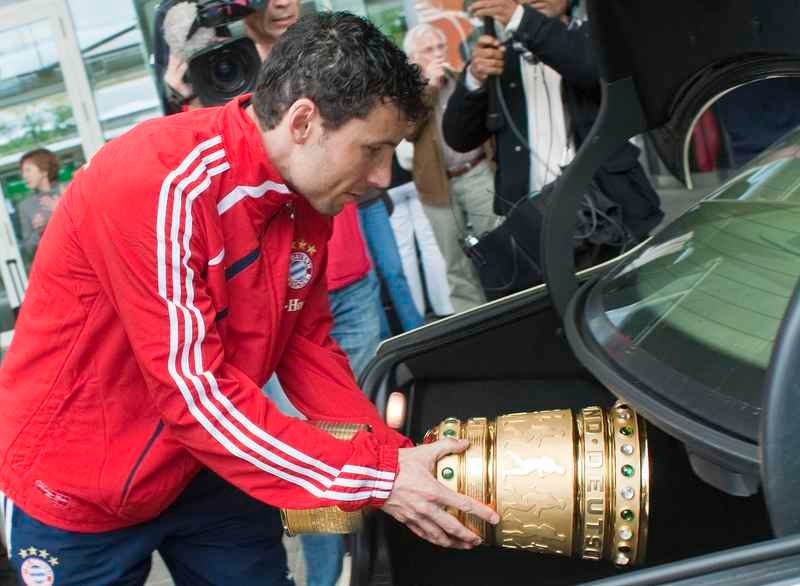 Van Bommel és a Német Kupa - na meg egy taxi csomagtartója