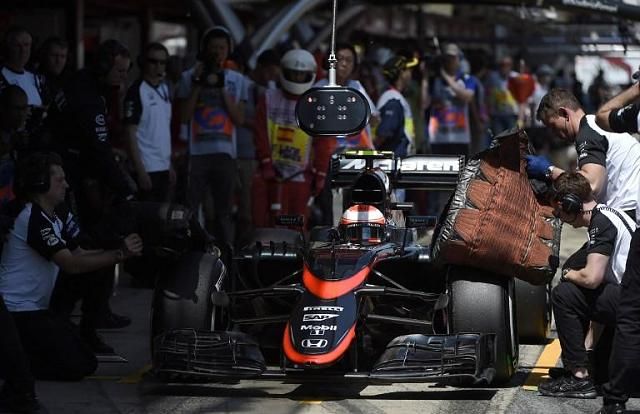 Gyorsul a McLaren-Honda, de Button és Alonso óvatosan bizakodik