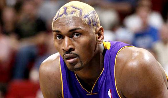 Ron Artest, bocsánat, Metta World Peace olykor a hajával is meghökkent (forrás: sportsbore.com)