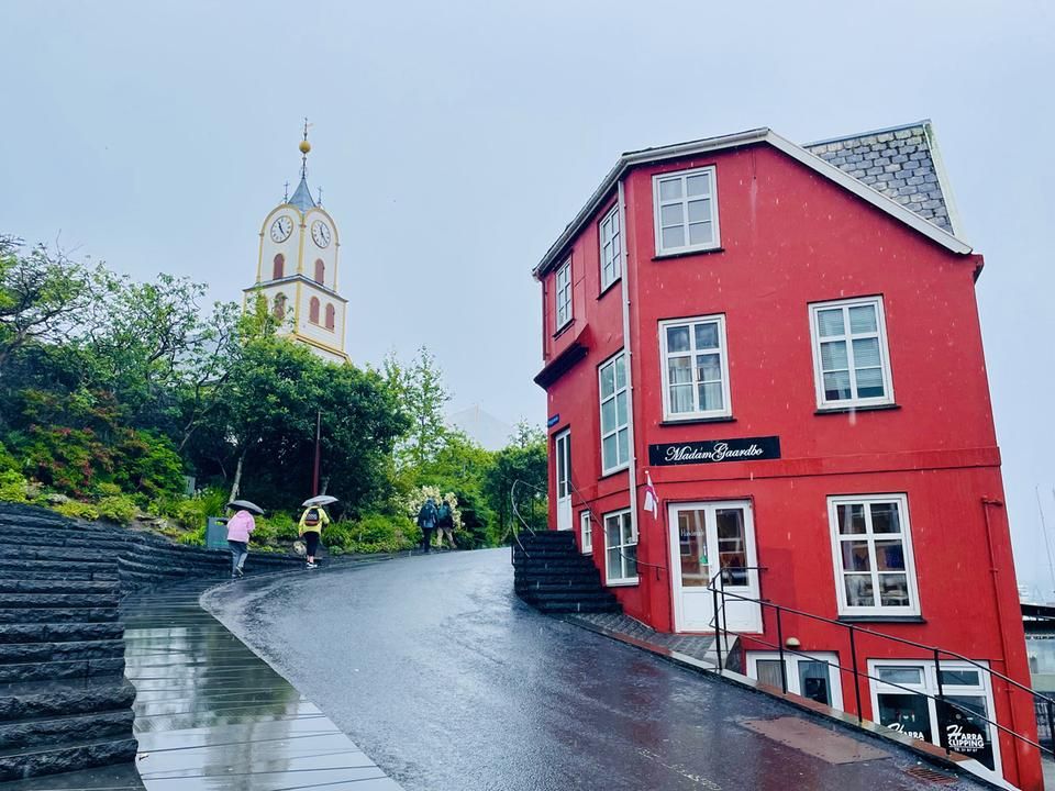 Az egész napos esőzés miatt még sétálni sem tudott Feröeren az FTC (Fotók: Borbola Bence) MÉG TÖBB FOTÓÉRT KATTINTSON A KÉPRE!