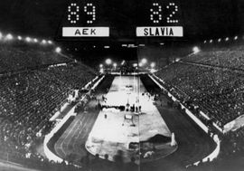 AEK–Slavia kosármeccs a Panathinaiko Stadionban (Fotó: aek.gr)
