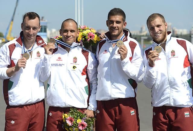 A bronzérmes kenu négyes: Kiss Tamás, Sarudi Pál, Varga Dávid és Vass András (balról jobbra)