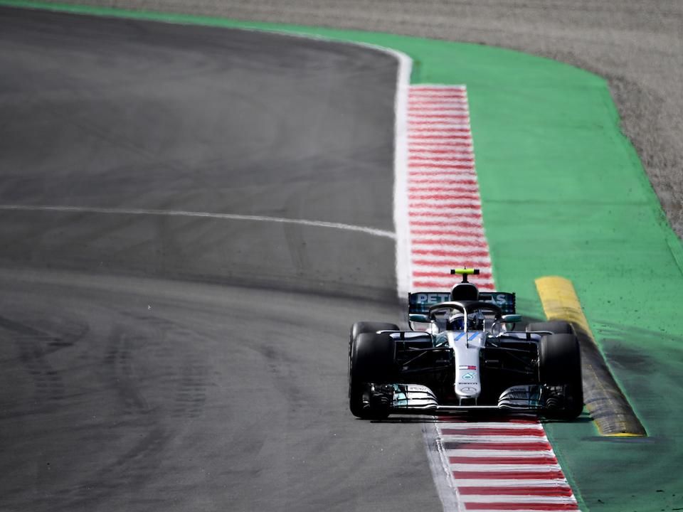Valtteri Bottas és a Mercedes elsőségével zárult az első szezonközi teszt (Fotó: AFP)