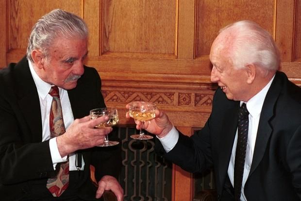 A 2003-ban elhunyt legendás Papp Lászlóval még volt lehetősége pezsgőzni (Fotó: Habik Csaba)