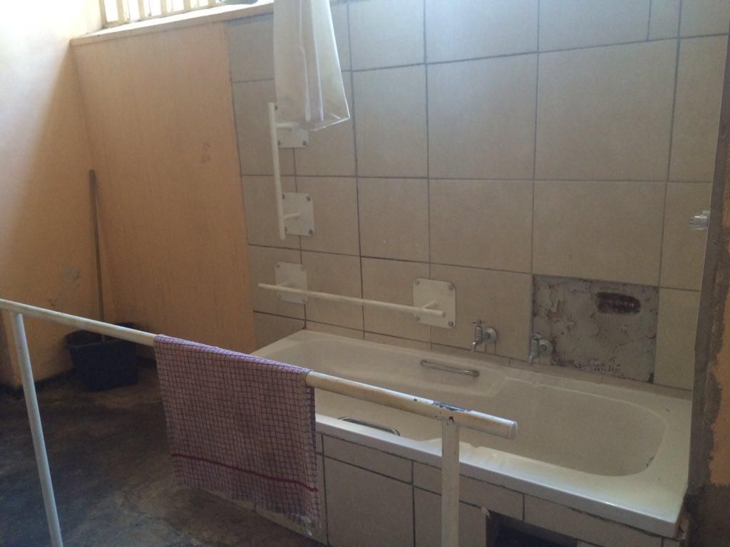 A cella, melyben Pistorius töltötte büntetését (Fotó: twitter.com/ewnreporter)