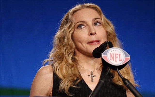 Madonna a Super Bowl sajtótájékoztatóján Indianapolisban (Fotó: Action Images)