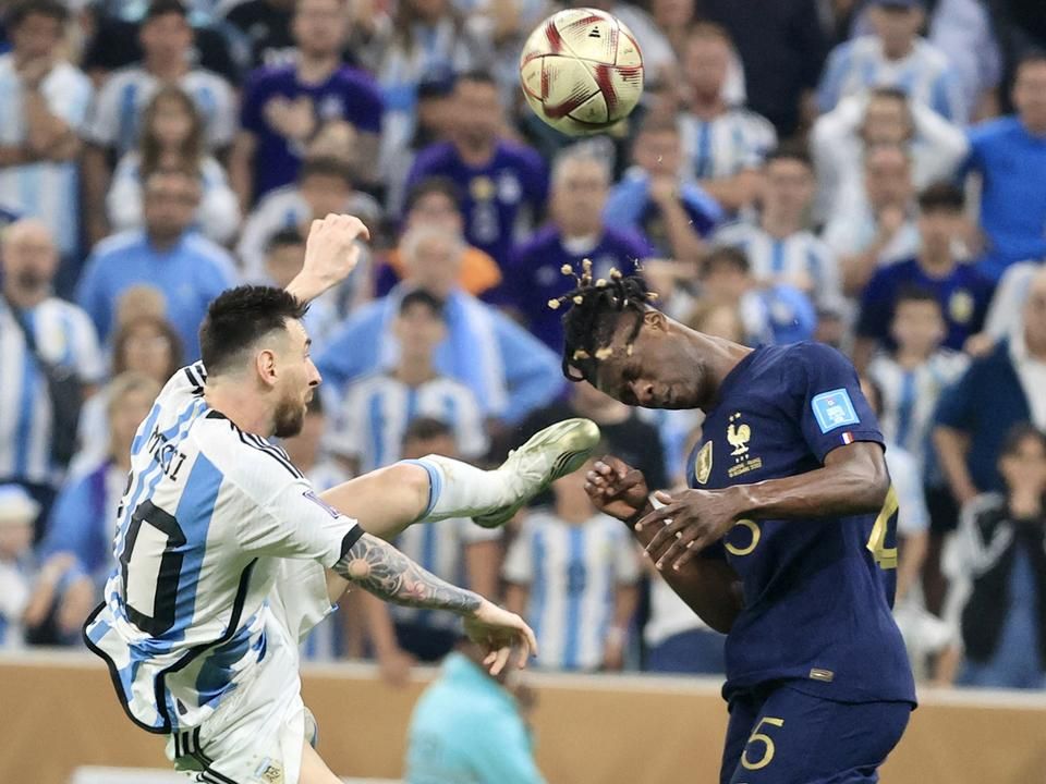 Lionel Messi és Eduardo Camavinga döntőbeli párharca azért felvillanyozta Joao Janeirót is (Fotó: AFP)