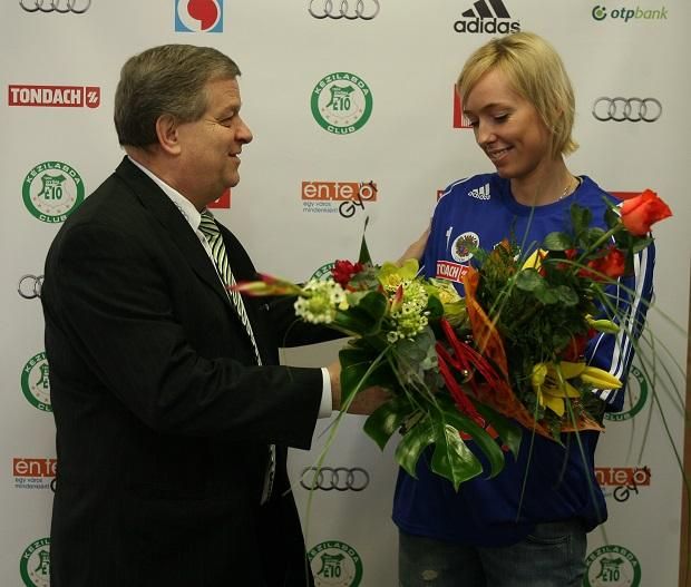 2010: új korszak kezdetén a Győrbe szerződő Katrine Lundéval (Fotó: Nemzeti Sport)