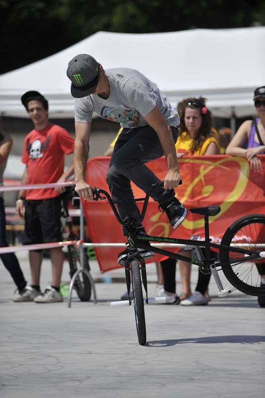 Kun Ádám BMX flatland világbajnok (Fotók: vuelta.hu)