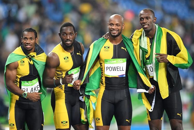 Usain Bolt a kilencedik olimpiai aranyérmét ünnepelhette a 4x100-as váltó élén (Fotó: AFP)