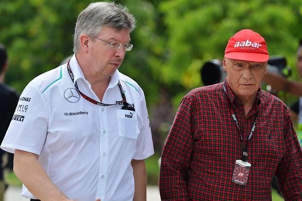 Ross Brawn és Niki Lauda vízióját Lewis Hamilton kecsegtetőnek találta