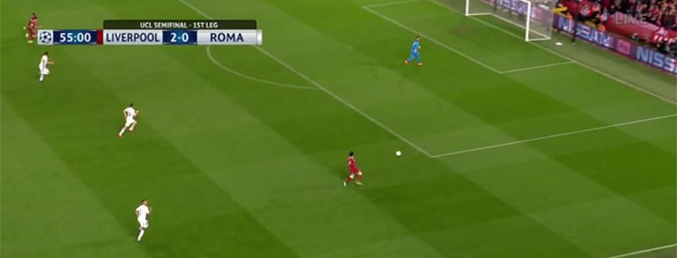 Salah már a labdaátvétel előtt felméri a terepet – Kulcspillanat a harmadik gól előtt