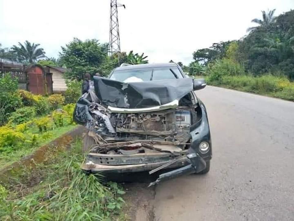 Ennyi maradt a baleset után Eto'o autójából… (Fotó: BBC)