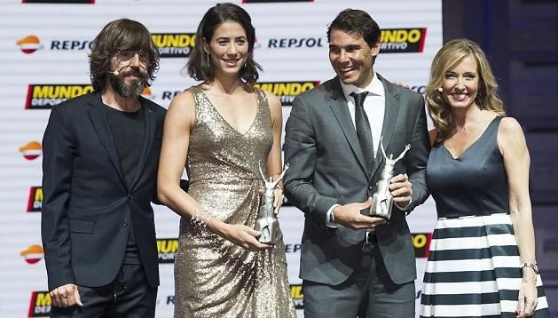 Garbine Muguruza és Rafael Nadal (középen) lett az év női, illetve férfi sportolója a katalán lapnál (Fotó: mundodeportivo.com)