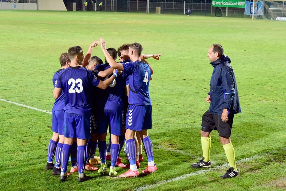 Jogos a szolnoki (gól)öröm, hiszen a Tisza-parti csapat legyőzte a DVTK-t (Fotó: Kiss János/Új Néplap)