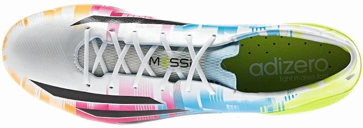 Messi új cipője (forrás: footyheadlines.com)