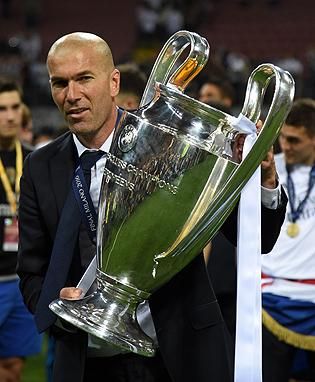 Zidane nem régóta edző, de már van BL-győzelme