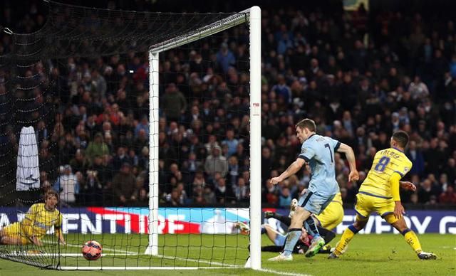 A pillanat, amikor elbukott a Wednesday: Milner második gólja