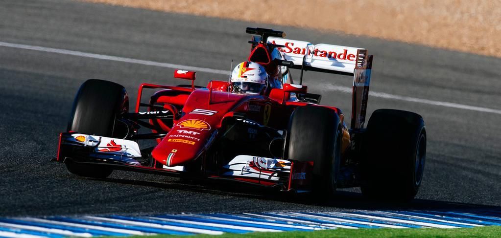 Még egy kép Vettel Ferrarijáról, hogy könnyebb legyen hozzászokni