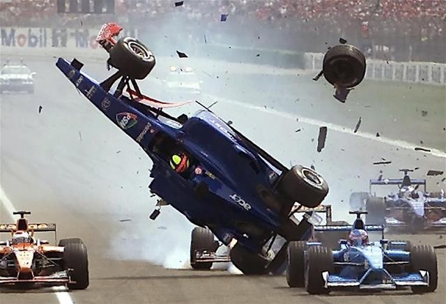 Legutóbb Burti 2001-es hockenheimi balesete miatt állítottak le F1-es futamot a rajt után