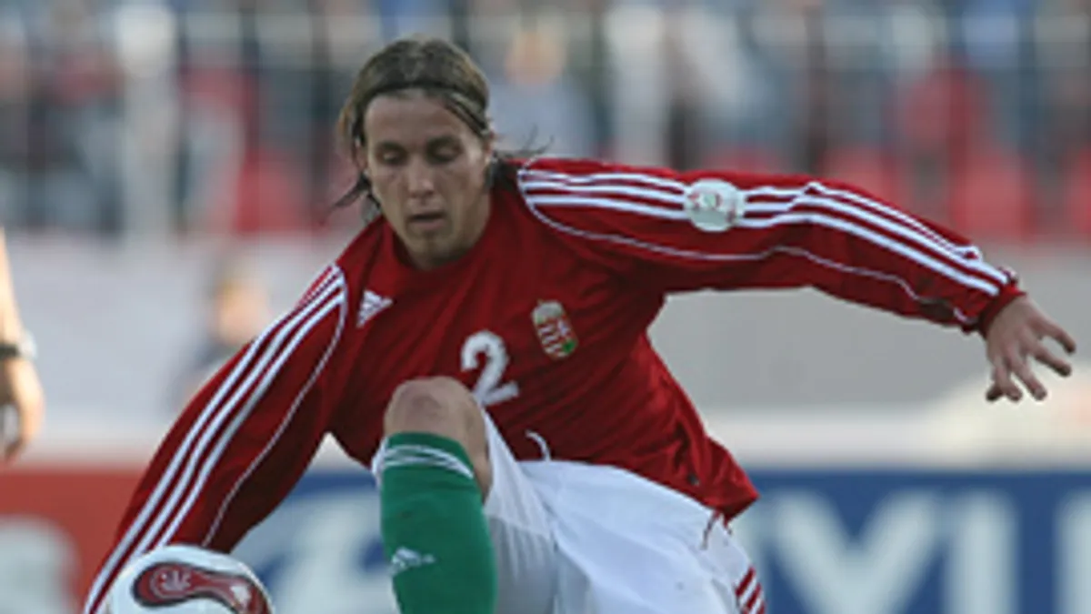 Vass Ádám durva csatára készül Boszniában