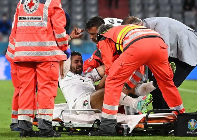 Leonardo Spinazzola sérülése súlyos, az első hírek szerint elszakadt az Achilles-ina (Fotó: AFP)