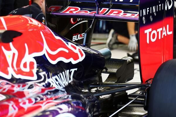 A Red Bull-Renault hátulja (Fotó: Twitter/gianluca_medeot)