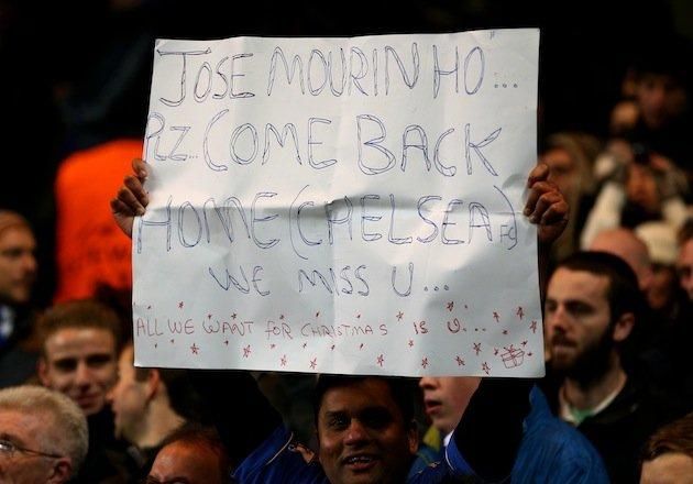 Karácsonyra nincs is több kérése a Chelsea-szurkolónak, csak Mourinho (Fotó: Dirty Tackle)