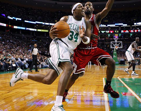 Paul Pierce (34) 22 pontot dobott a Chicago ellen (Fotó: Reuters)