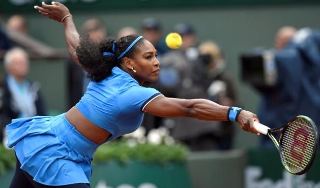 Serena Williamset ritkán hozzák ennyiszer kiszorított helyzetbe
