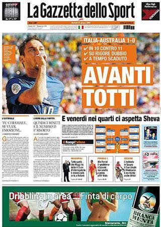 A Gazzetta címlapján Totti, a győztes gól szerzője