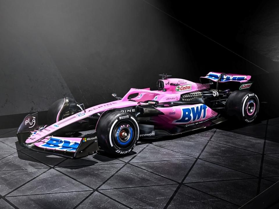 Bahreinben, Szaúd-Arábiában és Ausztráliában rózsaszín lesz Ocon és Gasly autója (Fotó: Twitter/Alpine)