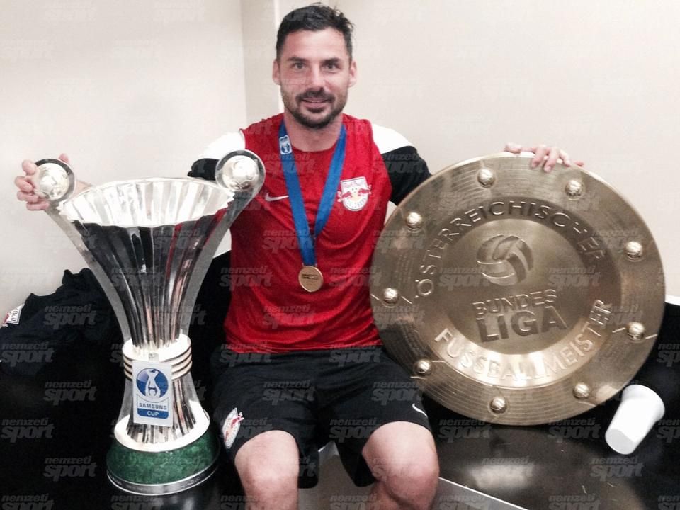 2015-ben osztrák bajnok és kupagyőztes lett az RB Salzburggal