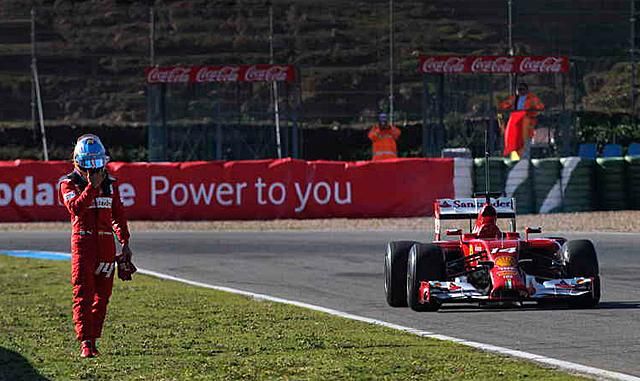 A Ferrari kétszer is leállt az első három nap alatt, de összességében biztató Alonsóék eddigi teljesítménye (Fotó: Reuters)