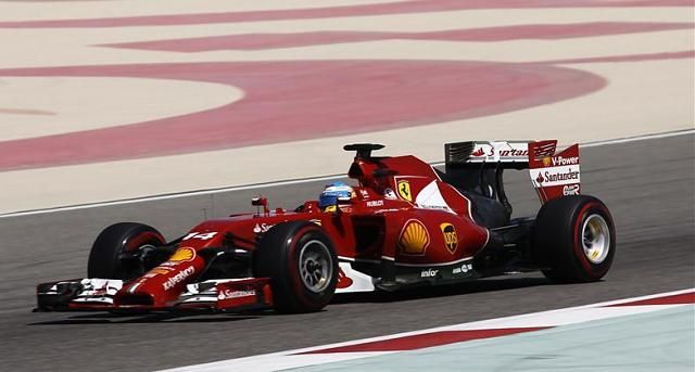 Alonso vasárnap  a Ferrari legjobb 2014-es körét futotta Bahreinben (Fotó: Action Images)