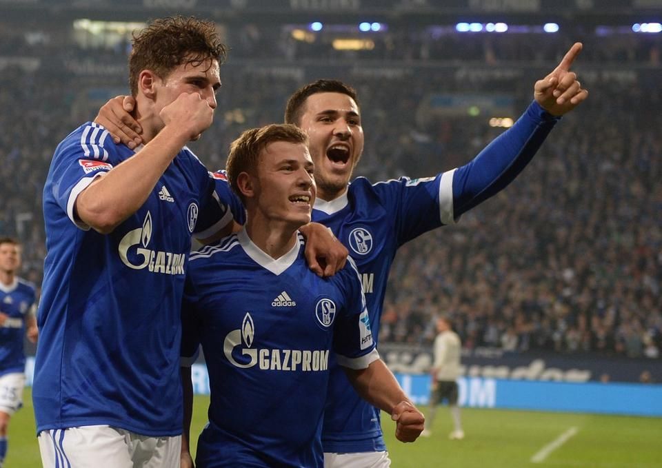 A Schalke elhibázott játékospolitikájának ékes példái: Goretzka és Meyer (mindketten balra) is ingyen hagyhatta el a klubot (Fotó: AFP)
