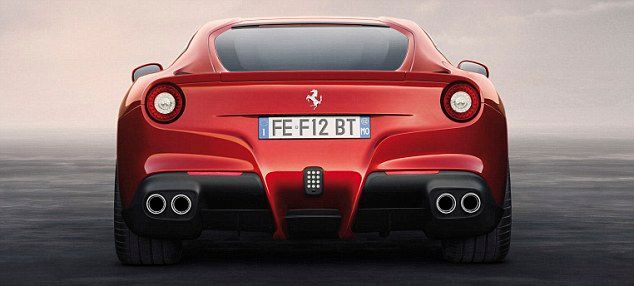 Az új F12 Berlinetta (Fotó: Daily Mail)