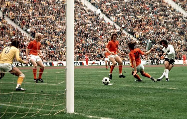 Müller lő... – az 1974-es világbajnokságot eldöntő gól (Fotó: Imago)