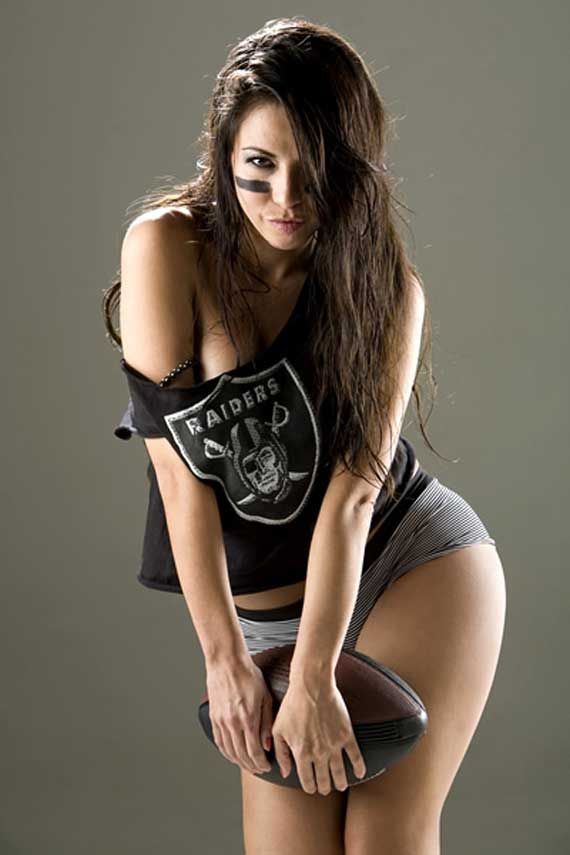 Jimena Sánchez és az Oakland Raiders (Fotó: Marca.com)