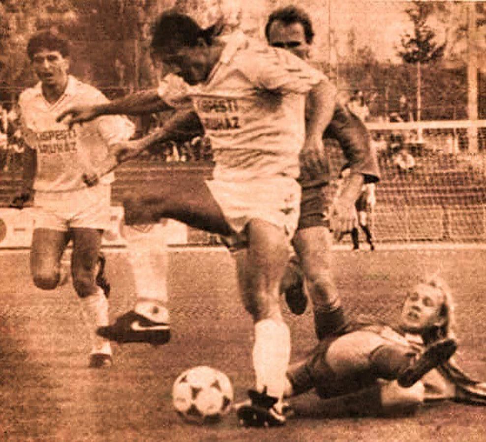Csehi Tibor csupa szív labdarúgó volt, nem ismert elveszített labdát – ezért is lehetett válogatott (Fotó: MTI)