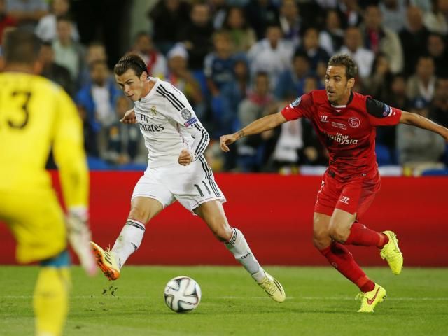 Bale mindent megtett, hogy kiszolgálja a közönséget (Fotó: Action Images)