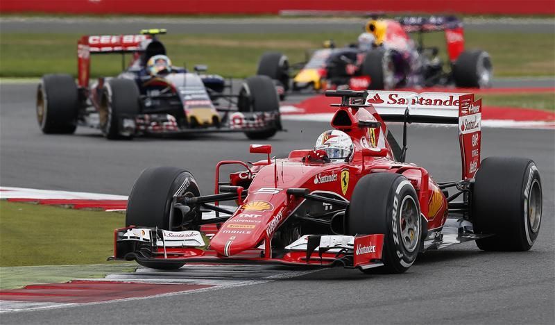 Vettel ismét megmutatta, miért a legjobbak egyike – az idén hatodszor lett doboogós