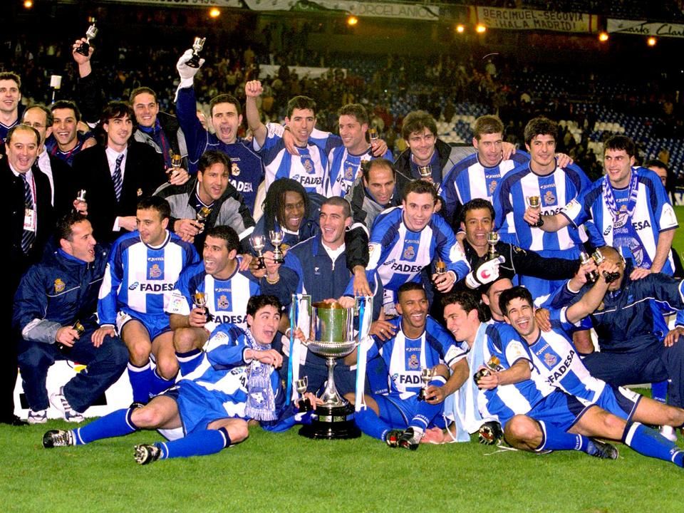 A 2002-es Király-kupa-győzelem után a Superdepor (Fotó: Imago)